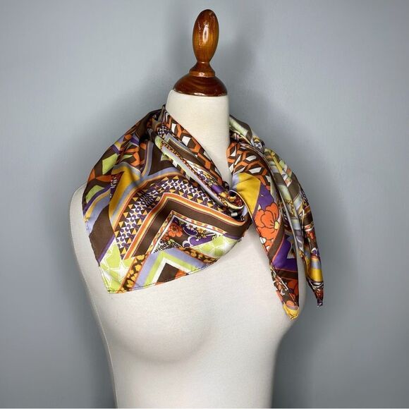 Urban Outfitters 70’s Psychedelic Floral Paisley Satin Square Scarf 29” x 29" - Picture 6 of 10